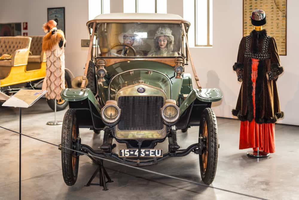 Automobile and Fashion Museum