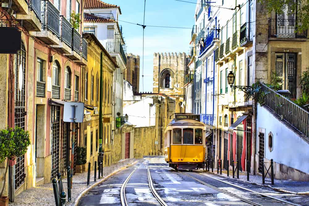 Tram 28