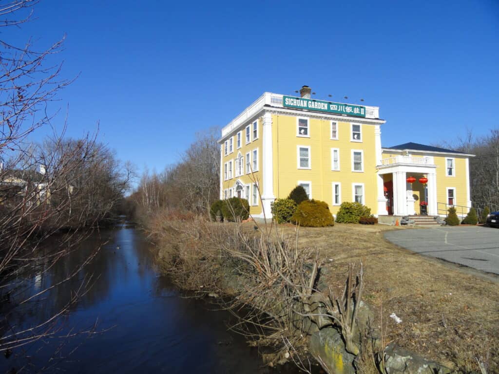 Baldwin House (Sichuan Garden)