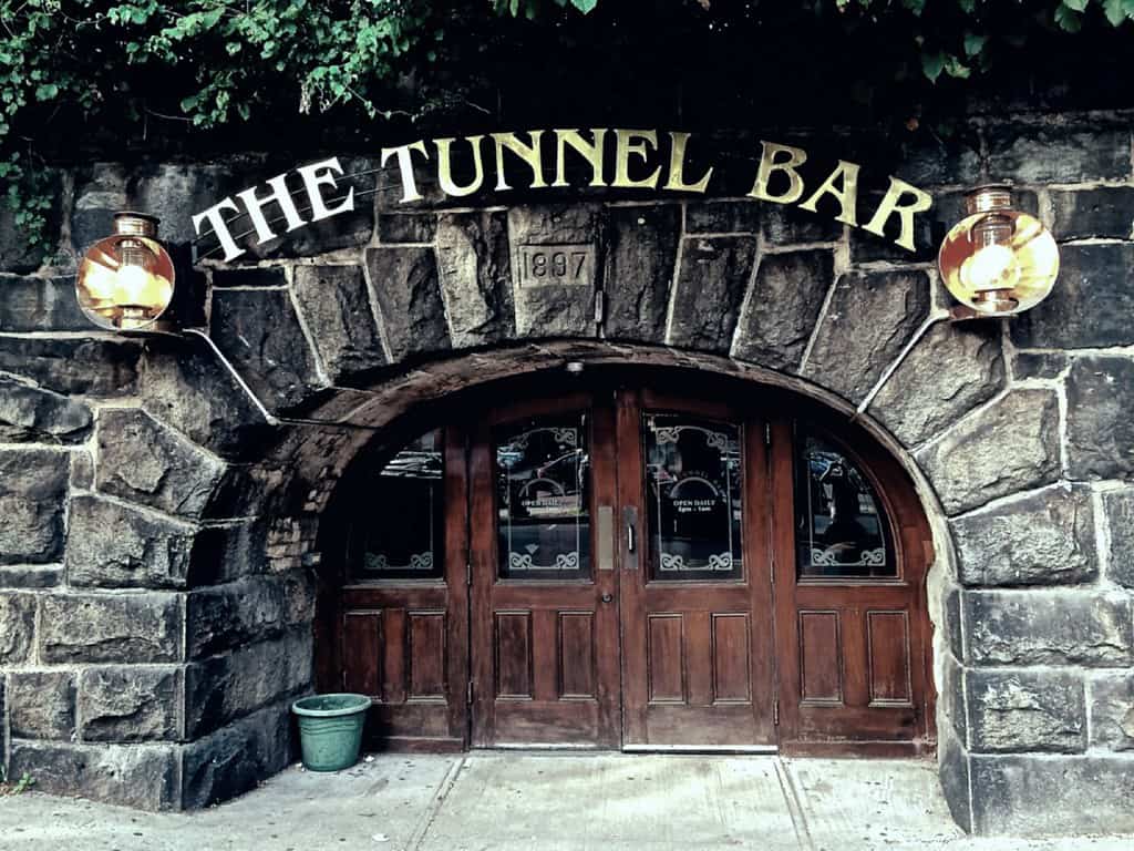 Tunnel Bar