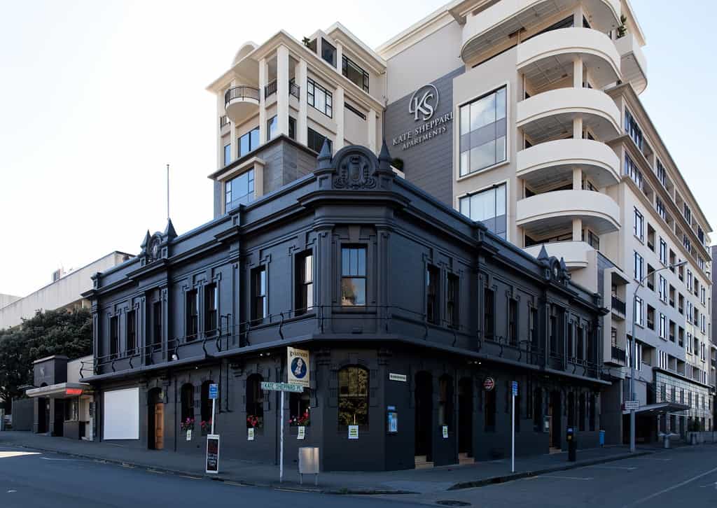 Backbenchers Gastropub