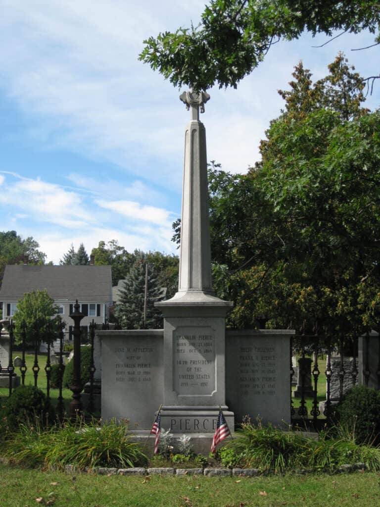 Old North Cemetery, Concord