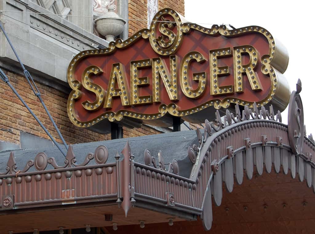 Saenger Theatre
