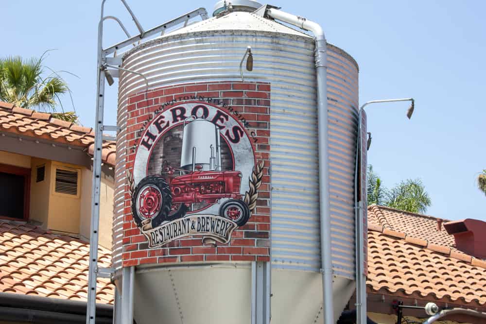 Heroes Restaurant And Brewery