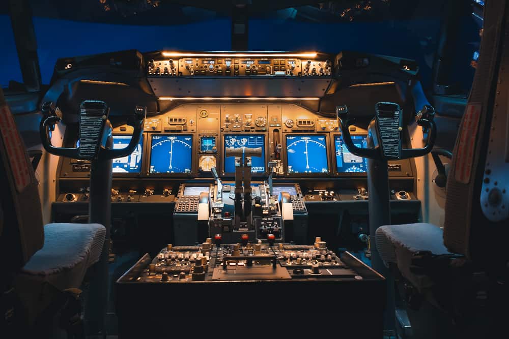 Boeing 737NG Cockpit