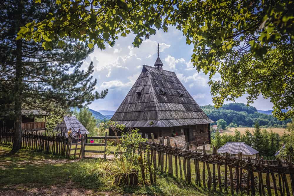 Sirogojno