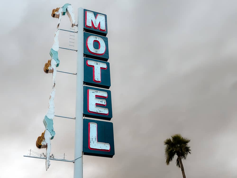Diving Lady Neon Sign in Mesa