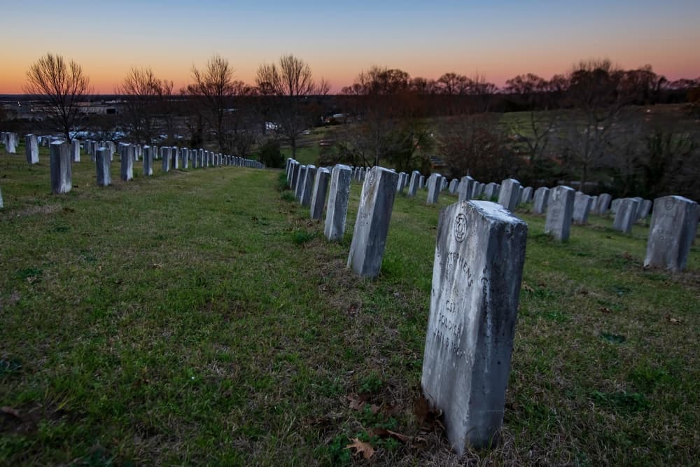 Old Oakwood Cemetery