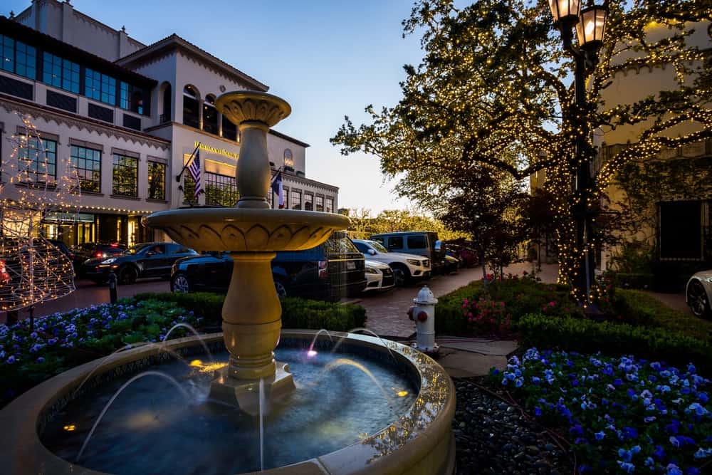 Highland Park Village