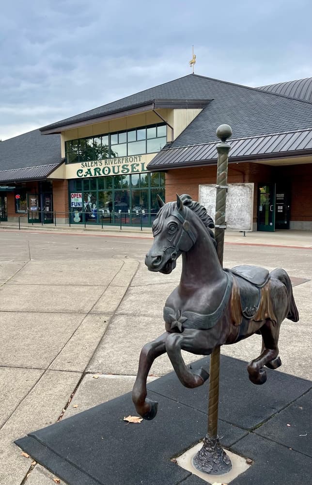 Salem Carousel