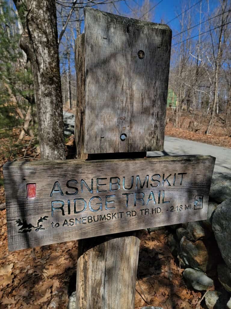 Asnebumskit Ridge Trail
