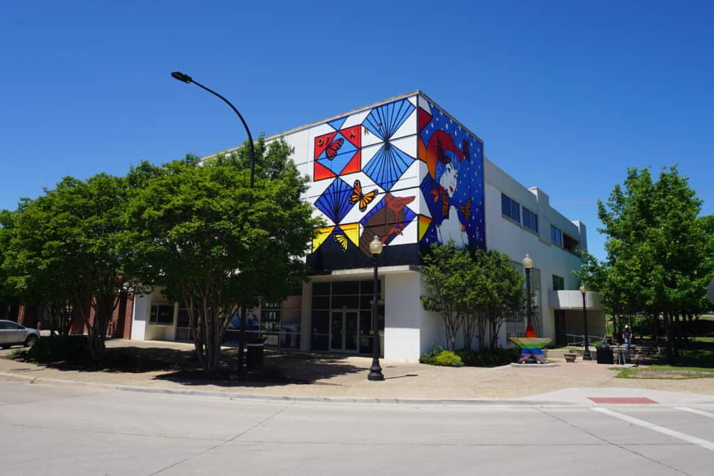 Arlington Museum of Art