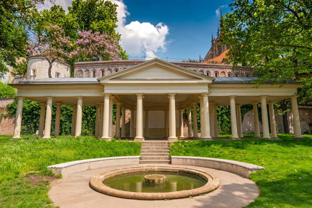 Denis Gardens
