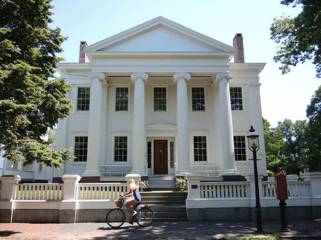 Hadwen House