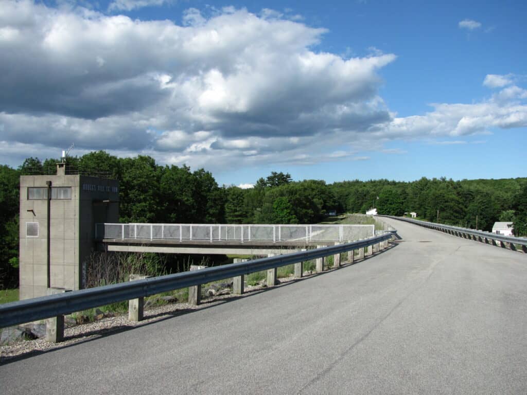 Hodges Village Dam