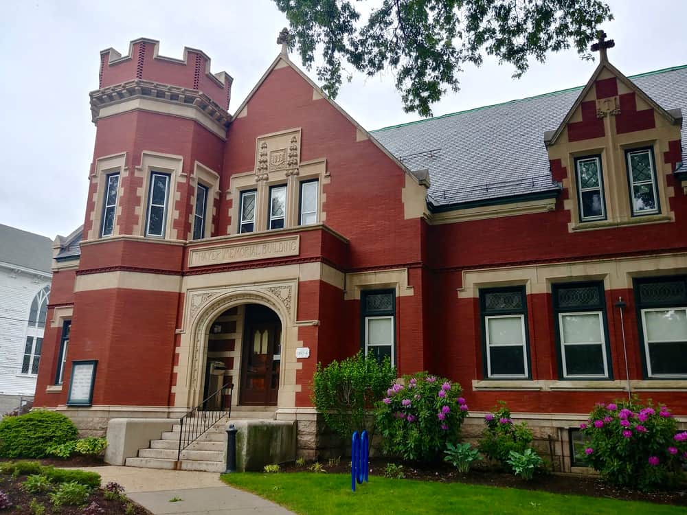 Free Public Library, Uxbridge Common District