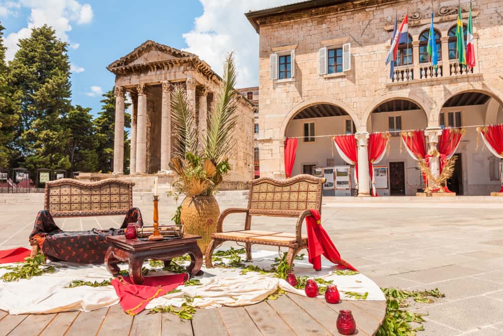 Pula's Forum