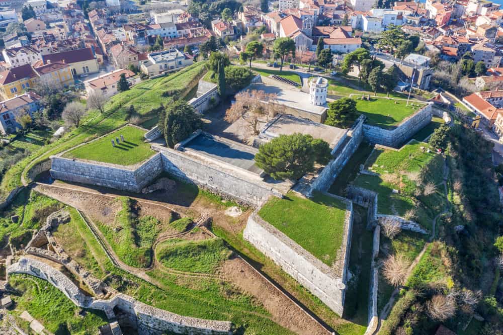 Pula Kastel