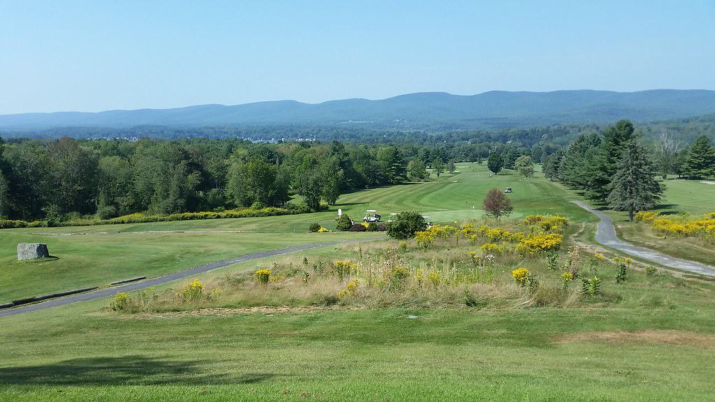 Shaker Hills Country Club